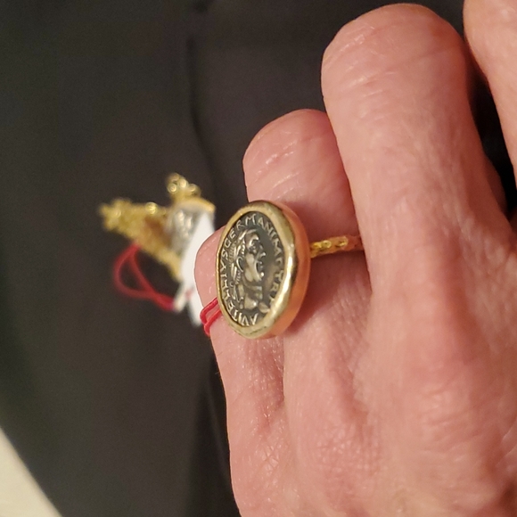 Necklace and ring ,set - Picture 3 of 3